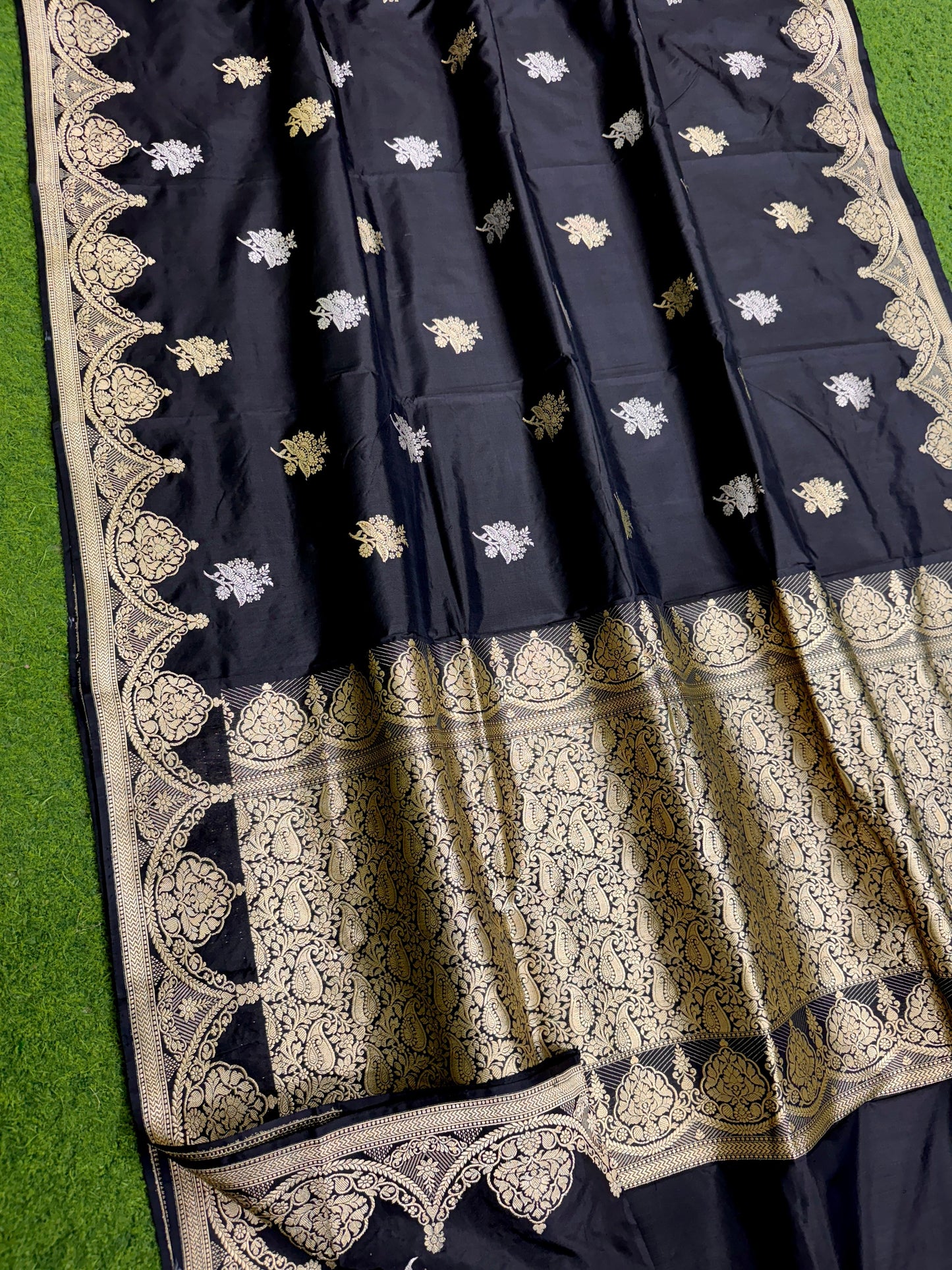 Katan Banarasi saree