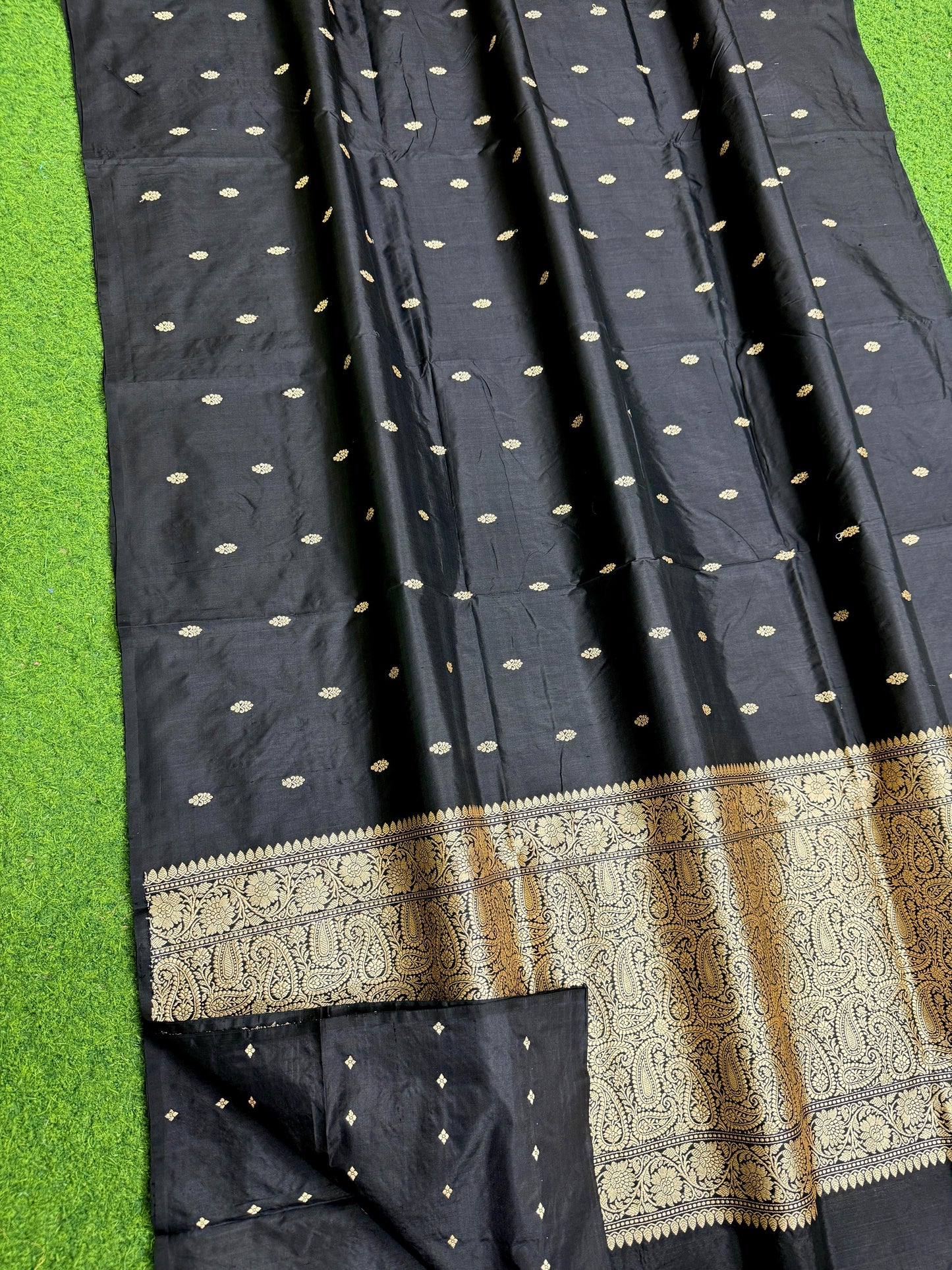 Katan Banarasi saree