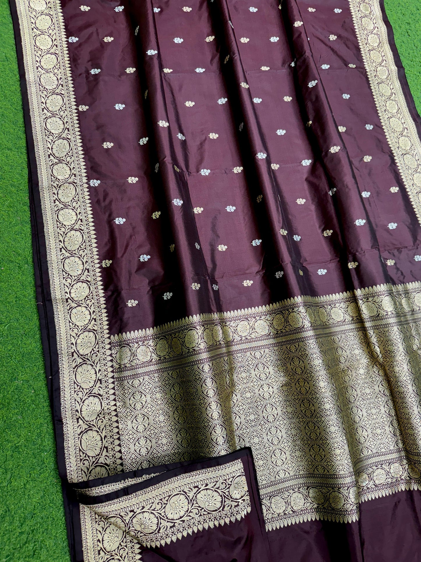 Katan Banarasi saree