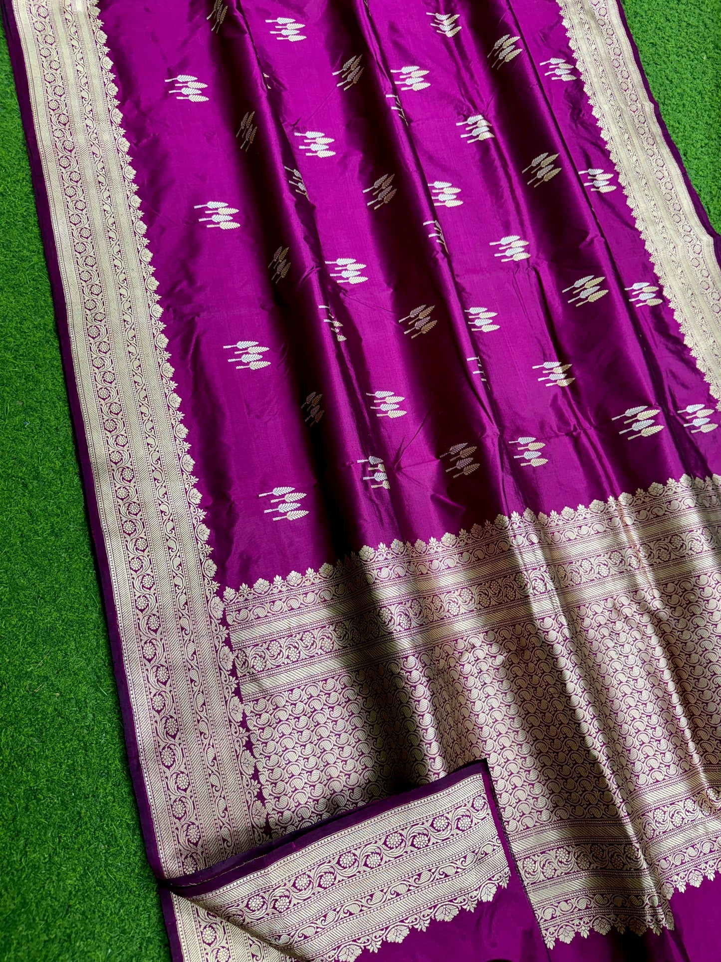 Katan Banarasi saree