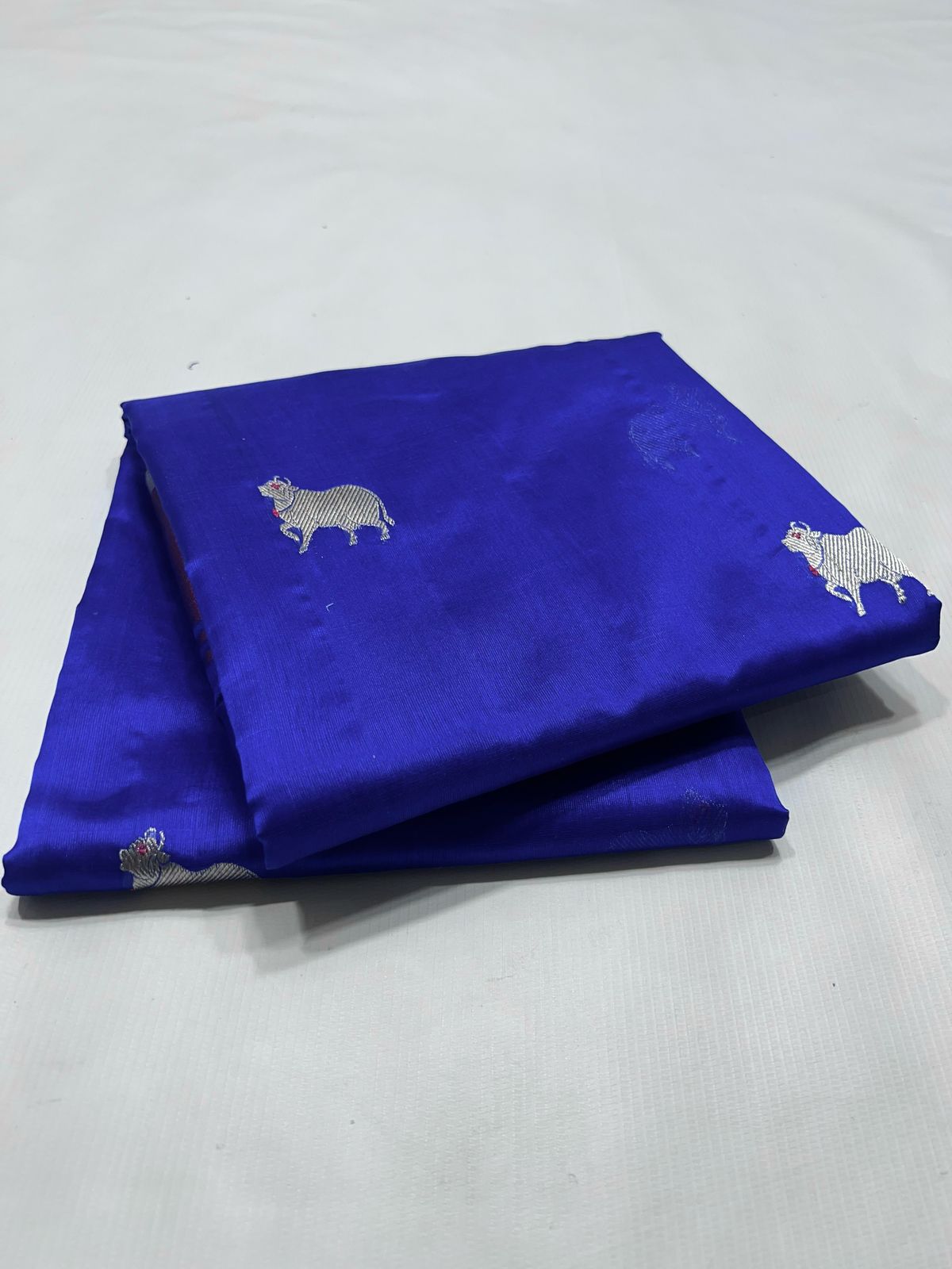 Traditional Indian Chanderi silk saree with allover Eknaliya Mina butties