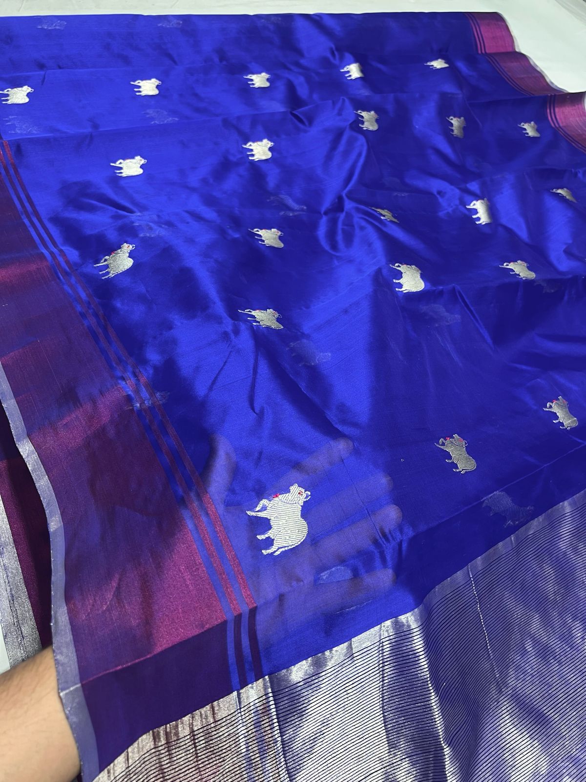 Traditional Indian Chanderi silk saree with allover Eknaliya Mina butties